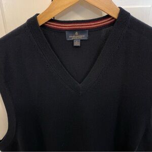 Brooks Brothers Men's Navy Blue Merino Wool V-Neck Sweater Vest